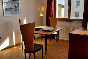 Helle, möblierte 2,5-Zimmer-Wohnung mit Balkon, Tiefgarage und Aufzug am Kuhberg – Die vollständige Adresse der Immobilie erhältst du vom Anbieter., 89077 Weststadt, Ulm – Vorschaubild 4