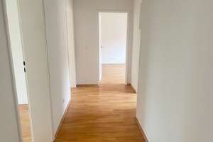 Lichtdurchflutete 4-Zimmerwohnung mit Garage und Gemeinschaftsgarten in Salzgitter-Bad – Hedwigstraße 9, 38259 Salzgitter-Bad, Salzgitter – Vorschaubild 6