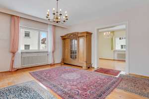 1205m² am Grünen Hügel! Stilvolle Stadtvilla mit traumhaftem Grundstück und guter Substanz – Die vollständige Adresse der Immobilie erhältst du vom Anbieter., 95445 Gartenstadt/Wendelhöfen, Bayreuth – Vorschaubild 5