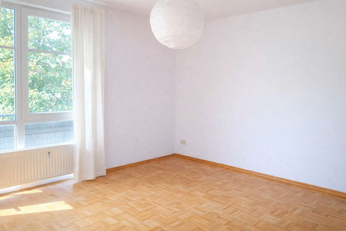 Immobilie in Darmstadt - Kauf in Erbpacht: 2ZKB als Kapitalanlage im 3. OG mit Süd-West Balkon, Fahrstuhl u. Tiefgarage. - Bild 2