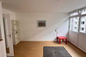 1-Zimmer-Wohnung mit Einbauküche im Herzen Schwabings Münchner Freiheit  – Marschallstraße 8, 80802 München – Vorschaubild 4