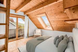 RE/MAX: Angebote liegen bereits vor * Individuelles Wohnen im Bio-Massivholzhaus – Die vollständige Adresse der Immobilie erhältst du vom Anbieter., 79379 Müllheim – Vorschaubild 4