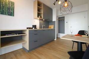 Hochwertig möbliertes Apartment inkl. WLAN/MagentaTV,Fußbodenheizung, Parkett *Provisionsfrei* – Die vollständige Adresse der Immobilie erhältst du vom Anbieter., 53175 Hochkreuz, Bonn – Vorschaubild 1