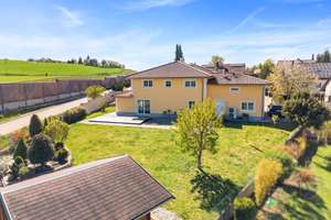 Modernes Einfamilienhaus im Toskana-Stil mit Pool – Die vollständige Adresse der Immobilie erhältst du vom Anbieter., 93173 Wenzenbach – Vorschaubild 3