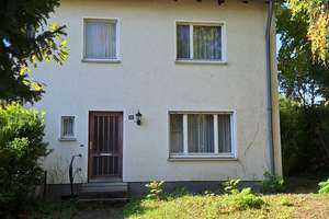 Doppelhaushälfte in bevorzugter Wiesbadener Lage – Die vollständige Adresse der Immobilie erhältst du vom Anbieter., 65193 Nordost, Wiesbaden – Vorschaubild 2
