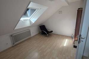 Kurzzeitmiete: Schöne Dachgeschosswohnung mit Balkon & tollem  Weitblick – Die vollständige Adresse der Immobilie erhältst du vom Anbieter., 76149 Neureut, Karlsruhe – Vorschaubild 8