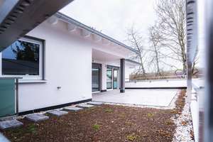 Feldrandlage! Moderne Neubau-Villa in Würzburg – Erstbezug nahe Uniklinik – Steinlein 42, 97078 Versbach, Würzburg – Vorschaubild 20