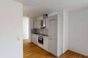Erstbezug: Helle 3-Zi.Whg. mit offener Wohnküche und Loggia! – Zerzabelshofstraße 13, 90478 Ludwigsfeld, Nürnberg – Vorschaubild 4