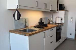 Möblierte Wohnung mit EBK: exklusive 2-Zimmer-Wohnung in Nürnberg direkt am Wöhrder See – Bartholomäusstraße 26A, 90489 Veilhof, Nürnberg – Vorschaubild 2