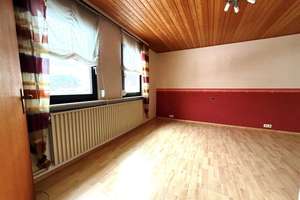 Ausreichend Platz für die Großfamilie oder zwei Generationen – Die vollständige Adresse der Immobilie erhältst du vom Anbieter., 56587 Straßenhaus – Vorschaubild 17