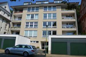 Helle, teilmöblierte Dachgeschoss-Wohnung in 45147 Essen-Holsterhausen