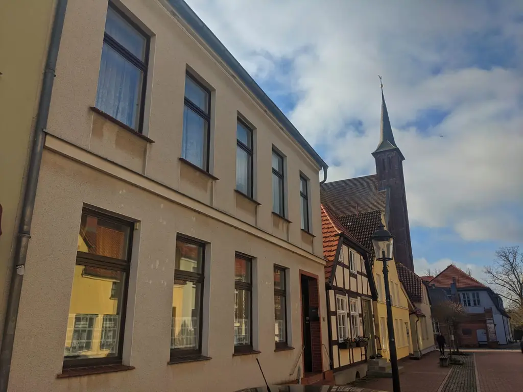 Großes ausbaubares Stadthaus im Zentrum der schönen Stadt - Ribnitz-Damgarten