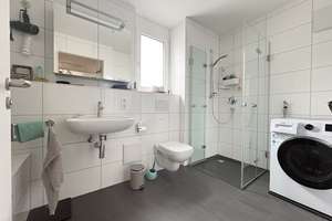 Stuttgart-Feuerbach, 4-Zimmer-Maisonette Wohnung – Theoderichweg 4, 70469 Bahnhof Feuerbach, Stuttgart – Vorschaubild 2