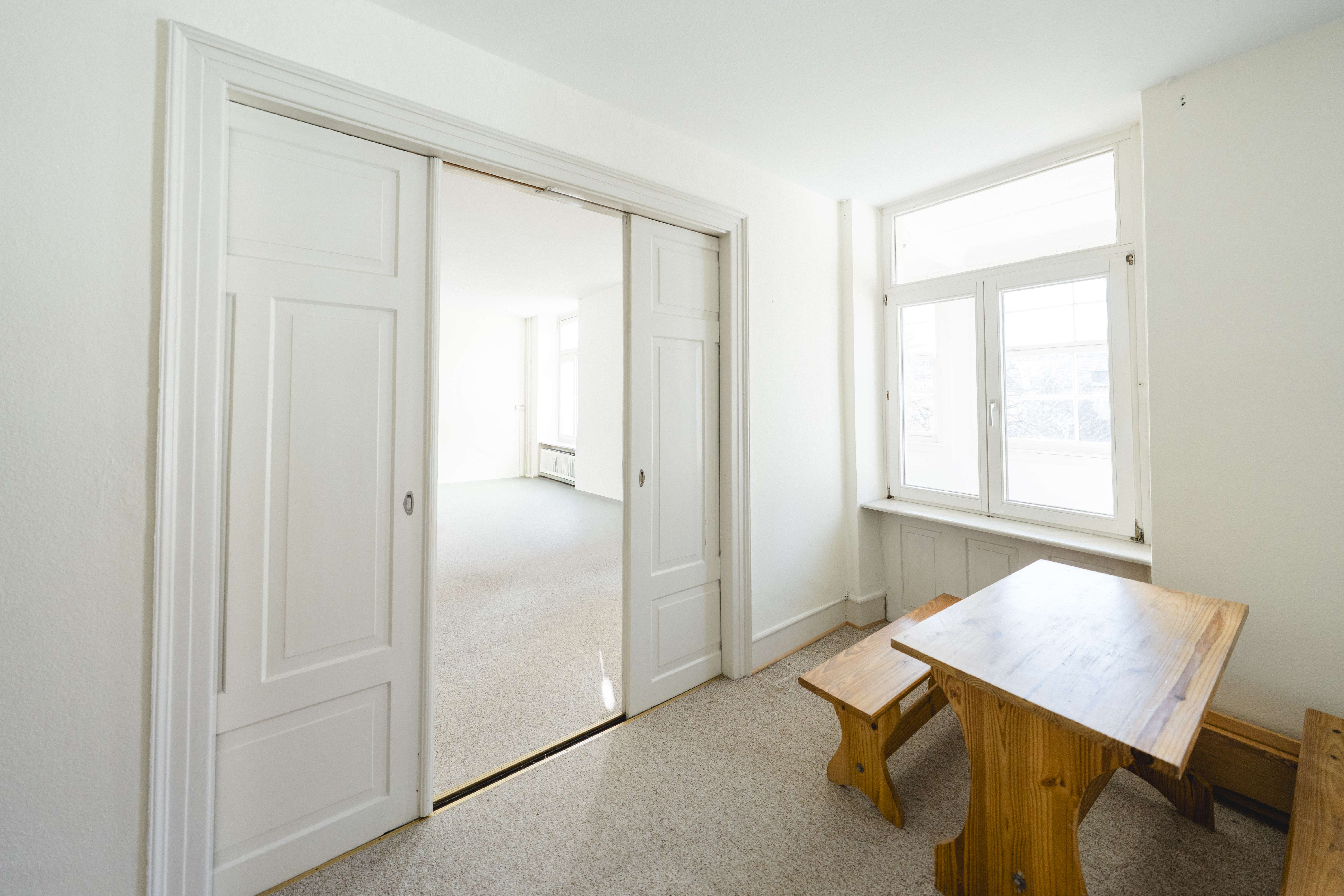 Immobilie in Ispringen - Ein Haus mit Seele: Großzügige Fläche in historischem Gebäude! - Bild 7