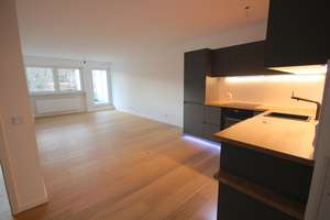 Mitten in der Au und ganz ruhig: großer, sonnigen S-Blk. zum Innenhof – Nockherstraße 42, 81541 Untere Au, München – Vorschaubild 3