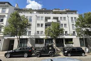 Lichtdurchflutete 2 ZI mit 2 Balkonen und TG im charmanten Uhlenhorst – Die vollständige Adresse der Immobilie erhältst du vom Anbieter., 22085 Uhlenhorst, Hamburg – Vorschaubild 2