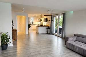 Modernes Reihenendhaus mit 3 Terrassen & Garten – ideal für Familien & Expats – Hindenburgstraße 12, 71263 Weil der Stadt – Vorschaubild 2