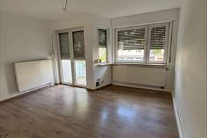 Helle 3-Zimmer-Wohnung mit Balkon in Stuttgart-Ost – Die vollständige Adresse der Immobilie erhältst du vom Anbieter., 70186 Gaisburg, Stuttgart – Vorschaubild 2