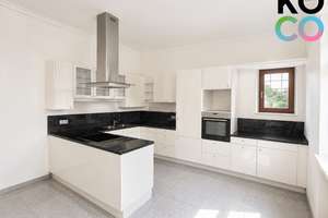 Repräsentative 130 m² Altbauwohnung mit 100 m² Garten und Sonnenterrassen am Minto – Die vollständige Adresse der Immobilie erhältst du vom Anbieter., 41061 Gladbach, Mönchengladbach – Vorschaubild 12