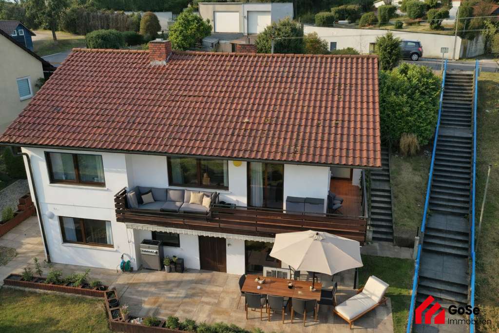 Immobilie in Untergruppenbach - Ganzheitlich kernsaniertes Wohndomizil in absolut ruhiger Lage mit traumhaftem Ausblick - Bild 0