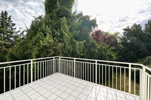 Nahe dem Englischen Garten: Helle 3-Zimmer OG-Wohnung mit 3 Balkonen in Schwabing-Freimann – Wohlfartstraße 41, 80939 Obere Isarau, München – Vorschaubild 4