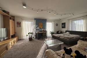 Gepflegtes Einfamilienhaus mit Balkon, sonniger Terrasse, Teich, ruhige Lage – Wendelsteinstraße 25, 86163 Hochzoll-Nord, Augsburg – Vorschaubild 10