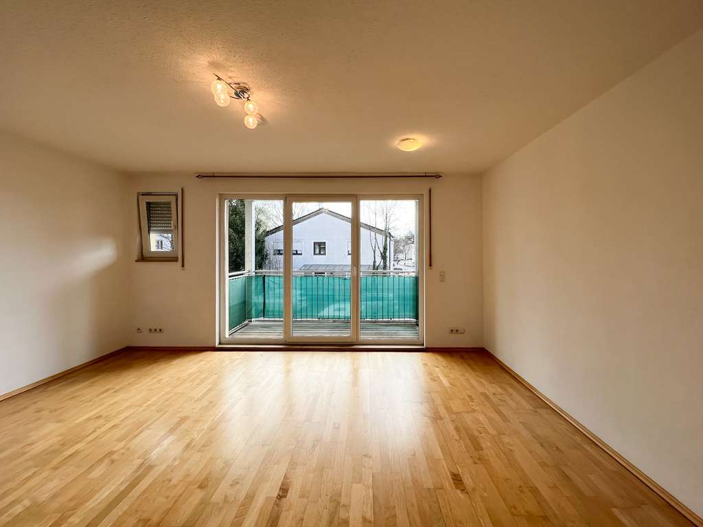 Bezugsfreie 2-Zimmer-Wohnung im Erdgeschoss mit Terrasse und kleinem Garten