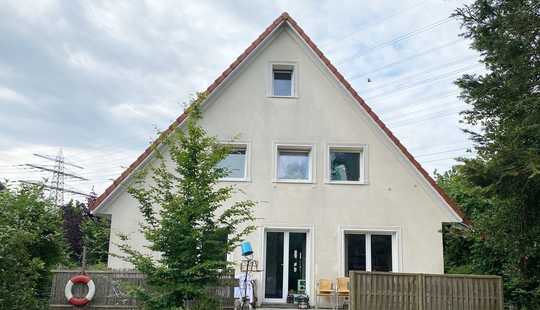 Bild von Geräumiges Einfamilienhaus - stadtnah und dennoch im Grünen - Nähe Niendorfer Gehege!