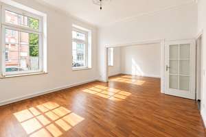 Charmantes 2,5-Zimmer Altbaujuwel im Herzen von Düsseldorf-Pempelfort 