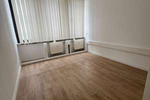 Attraktive 4-Zimmer-Wohnung  in begehrter Lage – Rheinstraße 35, 64283 Mitte, Darmstadt – Vorschaubild 2