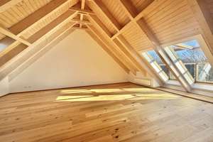 Raum, Licht, Leben – 3 Zimmer im Dachgeschoss – Die vollständige Adresse der Immobilie erhältst du vom Anbieter., 86169 Lechhausen-West, Augsburg – Vorschaubild 3