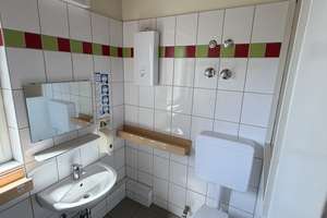 Villa mit Seeblick? - Eher nein.  Aber vielleicht Ihr neues Zuhause mit viel Charme und Disco-Kugel! – 40591 Wersten, Düsseldorf – Vorschaubild 12