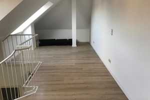 Geschmackvolle, gepflegte 1-Zimmer-Maisonette-Wohnung mit geh. Innenausstattung mit Balkon und EBK – Georg-von-Boeselager-Straße 34, 53117 Bonn – Vorschaubild 3