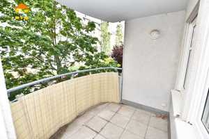 Ideal zur Kapitalanlage - vermietete 2-Raum-Wohnung mit Balkon u. TG-Stpl – Georg-Landgraf-Straße 23, 9112 Chemnitz – Vorschaubild 3
