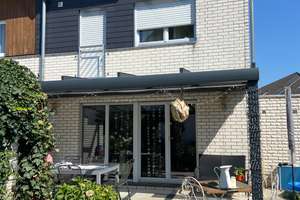 Doppelhaushälfte in Köln-Wahn zu verkaufen: Modernes und außergewöhnliches Haus. – Die vollständige Adresse der Immobilie erhältst du vom Anbieter., 51147 Wahn, Köln – Vorschaubild 2