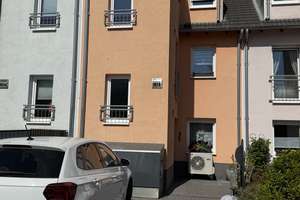 Reihenmittelhaus in Oberhausen Sterkrade  – Die vollständige Adresse der Immobilie erhältst du vom Anbieter., 46145 Tackenberg, Oberhausen – Vorschaubild 2