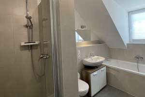 Moderne 3-Zimmer Wohnung zum Wohlfühlen
Guttensteinweg 2a, 93059 Regensburg – Die vollständige Adresse der Immobilie erhältst du vom Anbieter., 93059 Weichs, Regensburg – Vorschaubild 21