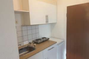 Gepflegte möbil. 1-Zimmer-Wohnung in Düsseldorf – Bublitzer Straße 17, 40599 Hassels, Düsseldorf – Vorschaubild 2