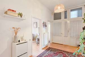 Altbauklassiker in begehrter Lage – Mehrfamilienhaus in Stuttgart-West – Die vollständige Adresse der Immobilie erhältst du vom Anbieter., 70197 Rotebühl, Stuttgart – Vorschaubild 7