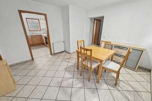 Gepflegtes Zweifamilienhaus mit Garten in Schrozberg - Eigennutzung oder Kapitalanlage – Die vollständige Adresse der Immobilie erhältst du vom Anbieter., 74575 Schrozberg – Vorschaubild 6