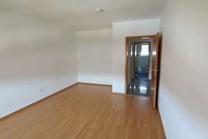 Schöne  helle 2-ZKB mit Balkon in TOP Lage, KA-Oststadt – Berckmüllerstr. 1c, 76131 Oststadt, Karlsruhe – Vorschaubild 7