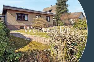ERBBAURECHT! Charmanter Bungalow mit großem Grundstück in ruhiger Lage