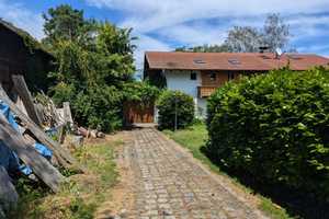RESERVIERT! Charmantes Bauernhaus mit großem Grundstück und attraktiven Bauoptionen! – Landshut (Kreis) – Vorschaubild 4
