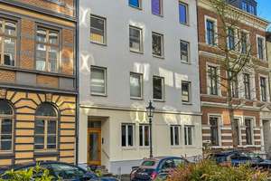 TURM & HAFEN | Renovierungsprojekt mit Top-Adresse nahe Rhein & Kö