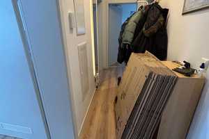 Neuwertig ! Gut geschnittene 2­ Zimmer ­ Wohnung mit Stellplatz im Hof ! – Am Schloßpark 102, 65203 Wiesbaden – Vorschaubild 2