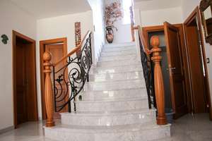 Repräsentative Luxusvilla mit mediterranem Flair, großzügigen Terrassen und idyllischem Garten – Die vollständige Adresse der Immobilie erhältst du vom Anbieter., 86199 Göggingen-Süd, Augsburg – Vorschaubild 21