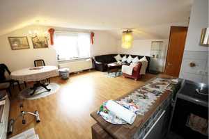 Freist. Einfamilienhaus mit Einliegerwohnung mit insg. 7,5 Zimmern 286qm Wohnfläche 535qm Grundstück – Lerchenweg 7, 68789 Rhein-Neckar-Kreis – Vorschaubild 1
