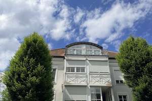 Großzügige 2-Zimmerwohnung mit EBK, Stellplatz u. Balkon im inneren Westen!