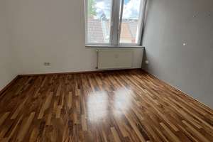 2 Zimmer-Küche-Bad in MZ-Mombach TEXT LESEN!! – Jägerhofstraße 30, 55120 Mombach, Mainz – Vorschaubild 3