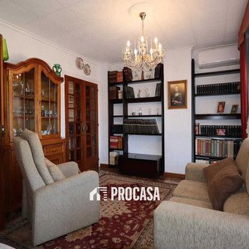 Große und helle Wohnung mit Balkon in der Gegend von Creu de la Mà, Figueres